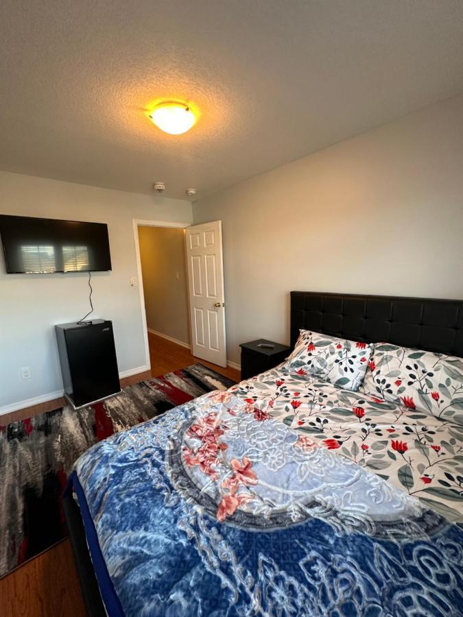 Cmoney Beautiful Home 2 Brampton Dış mekan fotoğraf