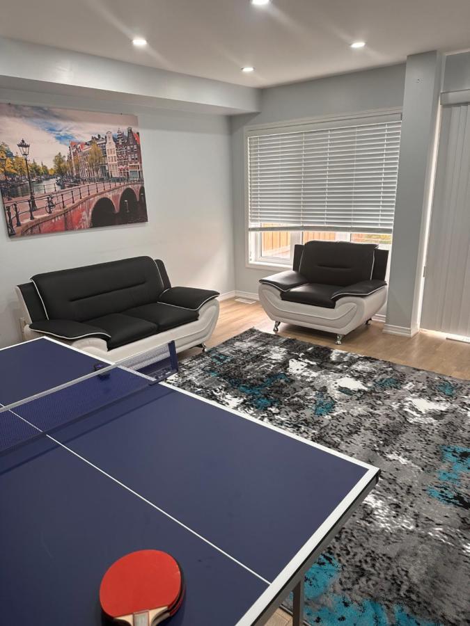 Cmoney Beautiful Home 2 Brampton Dış mekan fotoğraf