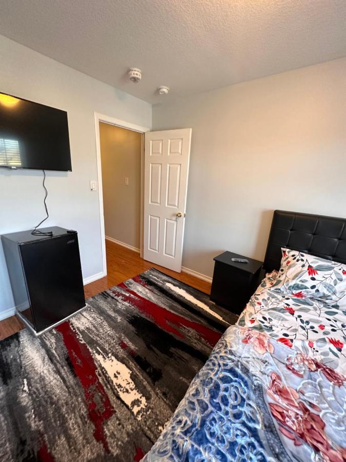 Cmoney Beautiful Home 2 Brampton Dış mekan fotoğraf