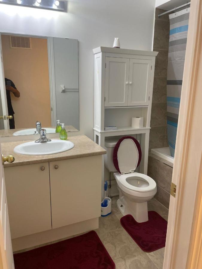 Cmoney Beautiful Home 2 Brampton Dış mekan fotoğraf